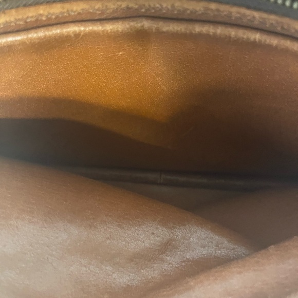 Louis Vuitton Cartochier Crossbody - Picture 10 of 10